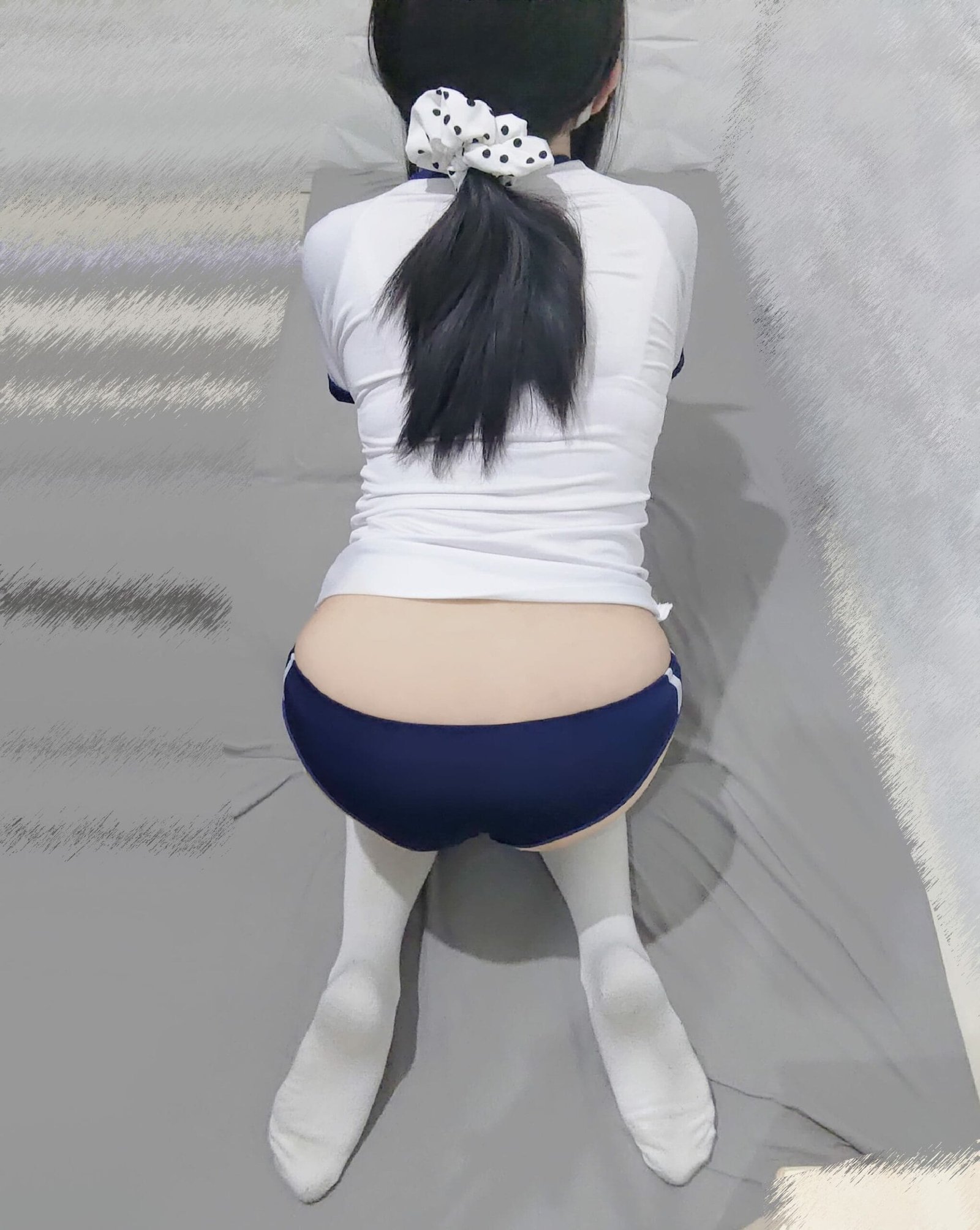 r725 scaled
