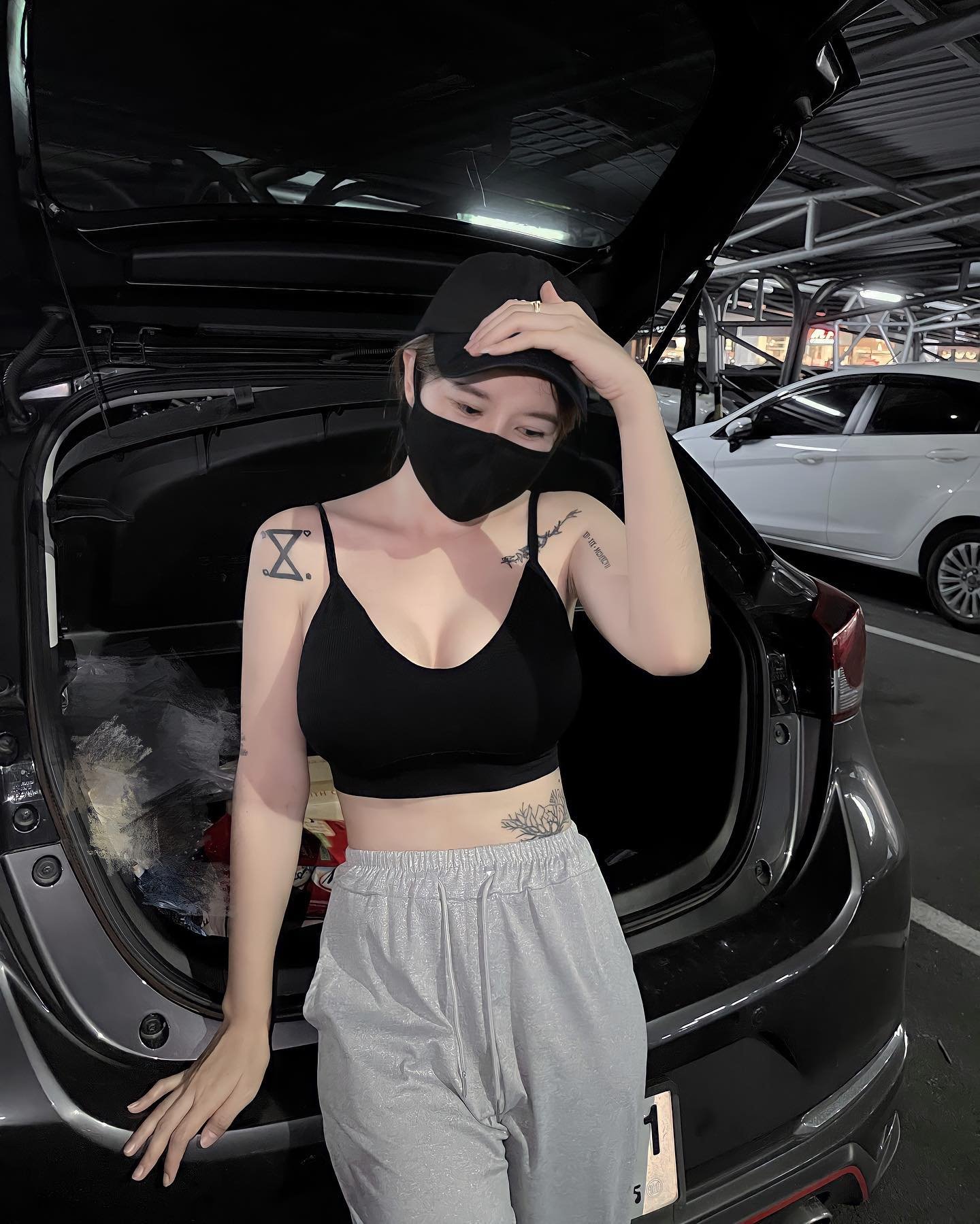 aomkynn CakFZtDPhyD